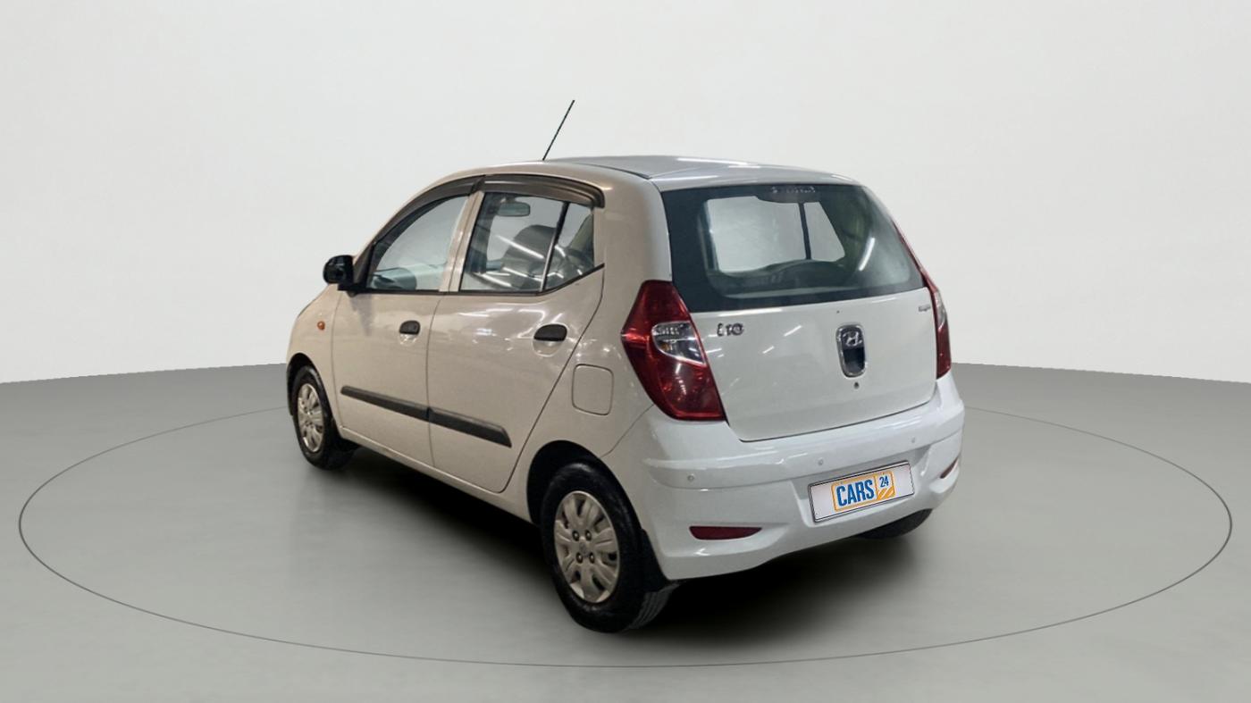2014 Hyundai i10 MAGNA 1.1, Petrol, Manual, 97,833 km, Left Back Diagonal