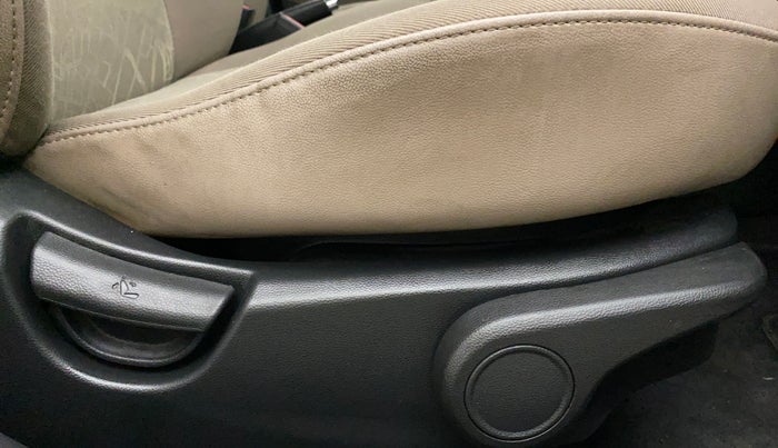 2016 Hyundai Xcent S AT 1.2, Petrol, Automatic, 46,555 km, Driver Side Adjustment Panel