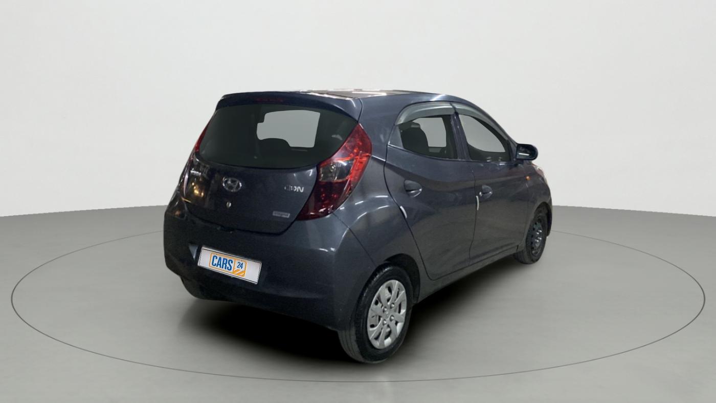 2016 Hyundai Eon MAGNA +, Petrol, Manual, 77,224 km, Right Back Diagonal