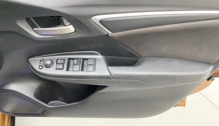 2021 Honda WR-V 1.5L I-DTEC VX MT, Diesel, Manual, 72,262 km, Driver Side Door Panels Control