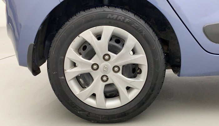 2016 Hyundai Grand i10 SPORTZ 1.2 KAPPA VTVT, Petrol, Manual, 60,662 km, Right Rear Wheel