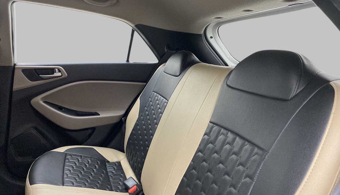 2018 Hyundai Elite i20 ASTA 1.2  CVT, Petrol, Automatic, 70,836 km, Right Side Rear Door Cabin