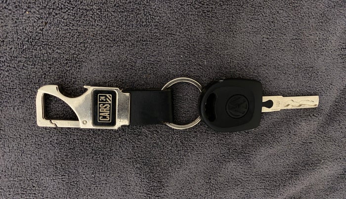 2018 Volkswagen Ameo TRENDLINE 1.0L, Petrol, Manual, 24,385 km, Key Close Up