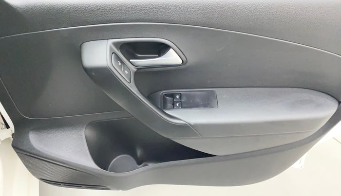 2018 Volkswagen Ameo TRENDLINE 1.0L, Petrol, Manual, 24,385 km, Driver Side Door Panels Control