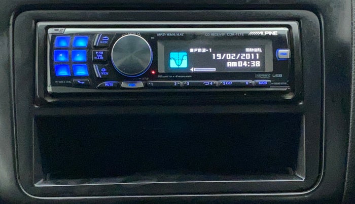 2018 Volkswagen Ameo TRENDLINE 1.0L, Petrol, Manual, 24,385 km, Infotainment System