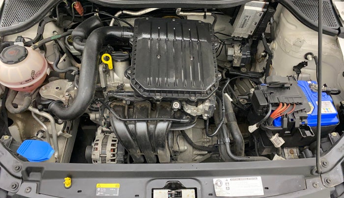 2018 Volkswagen Ameo TRENDLINE 1.0L, Petrol, Manual, 24,385 km, Open Bonet