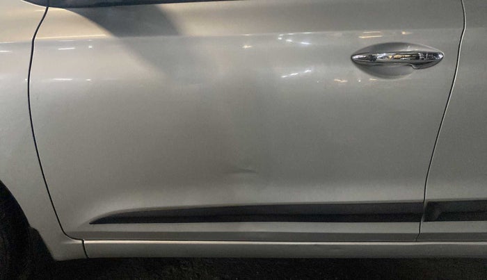 2016 Hyundai Elite i20 ASTA 1.4 CRDI, Diesel, Manual, 1,03,600 km, Front passenger door - Slightly dented
