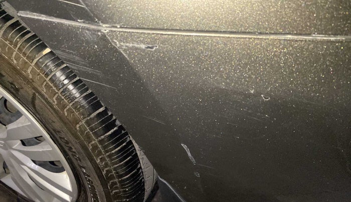 2018 Maruti Dzire VXI, Petrol, Manual, 1,16,881 km, Rear bumper - Minor scratches