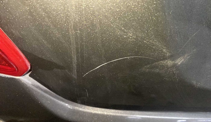 2018 Maruti Dzire VXI, Petrol, Manual, 1,16,881 km, Dicky (Boot door) - Minor scratches