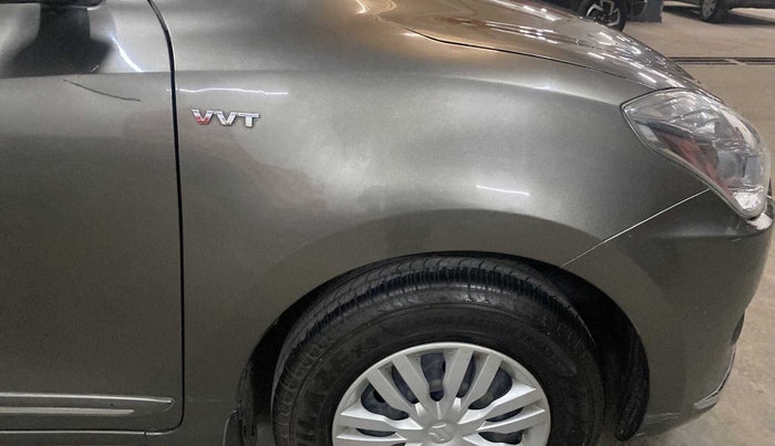 2018 Maruti Dzire VXI, Petrol, Manual, 1,16,881 km, Right fender - Minor scratches