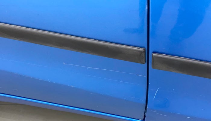 2016 Maruti Celerio ZXI AMT, Petrol, Automatic, 90,504 km, Right rear door - Minor scratches