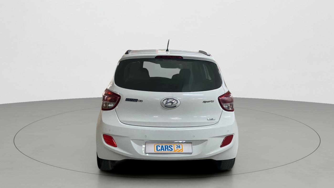 2016 Hyundai Grand i10 SPORTZ 1.2 KAPPA VTVT, Petrol, Manual, 42,199 km, Back/Rear