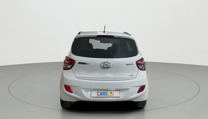 2016 Hyundai Grand i10 SPORTZ 1.2 KAPPA VTVT, Petrol, Manual, 42,199 km, Back/Rear