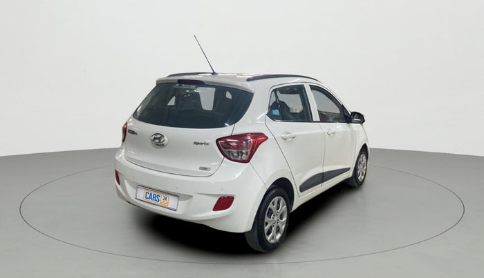 2016 Hyundai Grand i10 SPORTZ 1.2 KAPPA VTVT, Petrol, Manual, 42,199 km, Right Back Diagonal