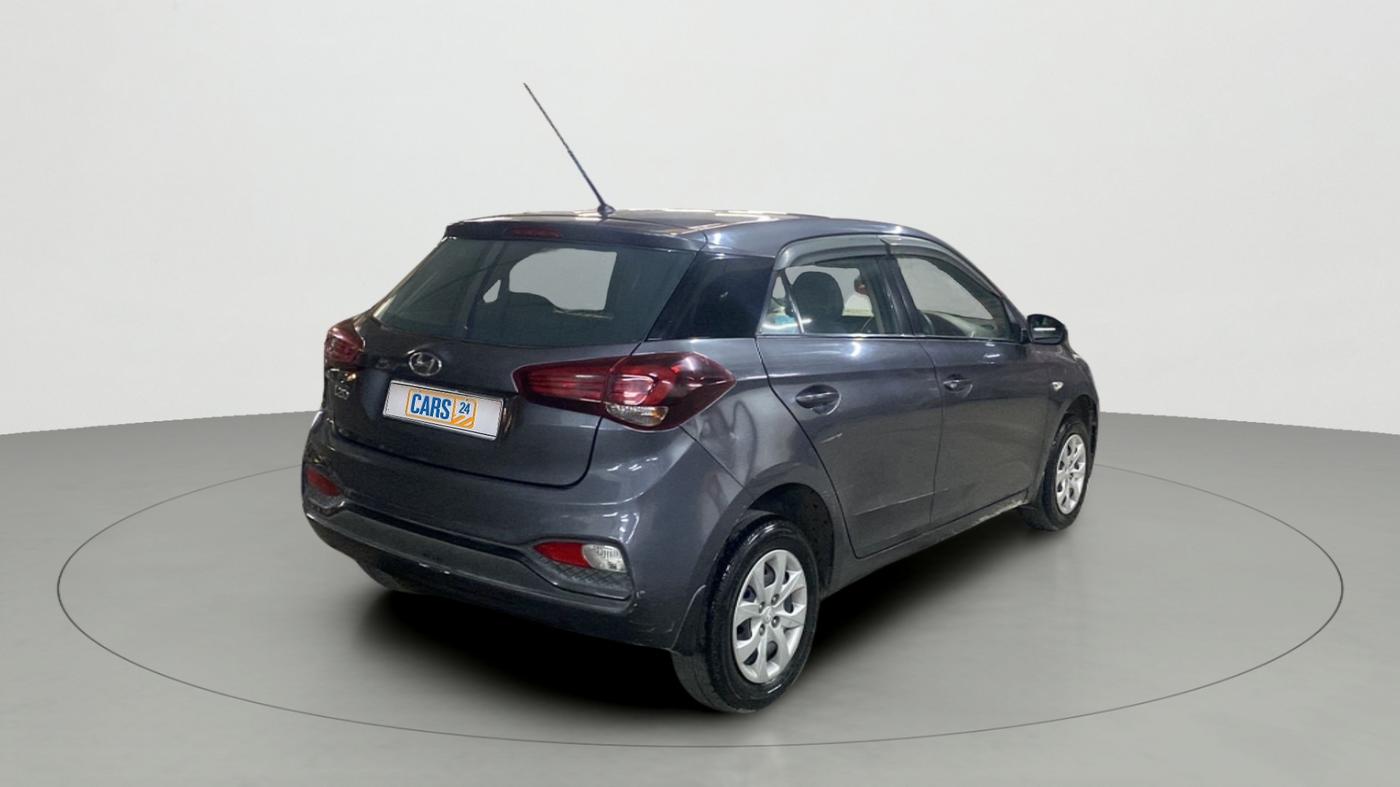 2018 Hyundai Elite i20 MAGNA EXECUTIVE 1.2, Petrol, Manual, 74,732 km, Right Back Diagonal