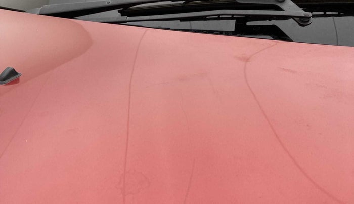 2019 Renault Kwid RXT 1.0 (O), Petrol, Manual, 26,039 km, Bonnet (hood) - Minor scratches