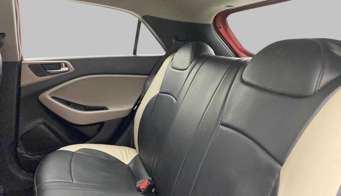 2016 Hyundai Elite i20 MAGNA 1.2, Petrol, Manual, 40,535 km, Right Side Rear Door Cabin