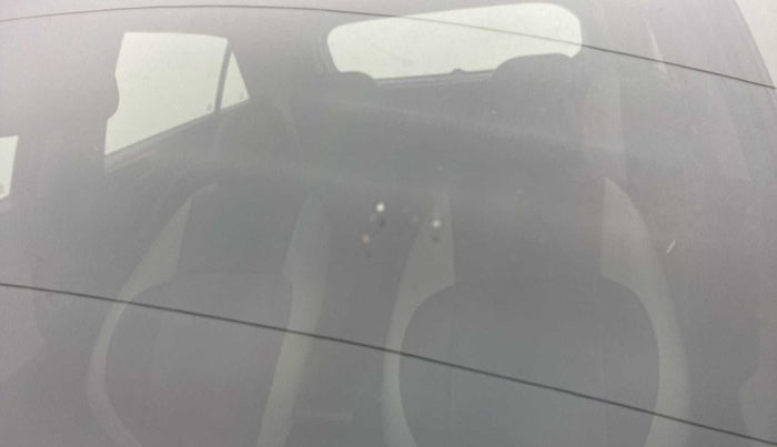 2016 Hyundai Elite i20 MAGNA 1.2, Petrol, Manual, 40,535 km, Front windshield - Minor spot on windshield