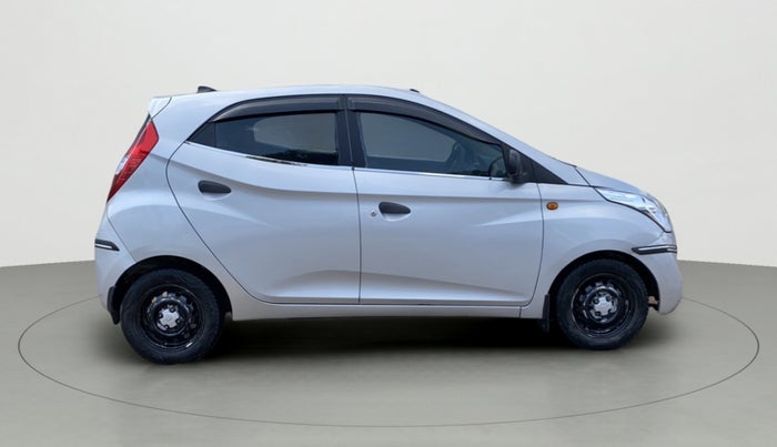 2017 Hyundai Eon ERA +, Petrol, Manual, 34,700 km, Right Side View