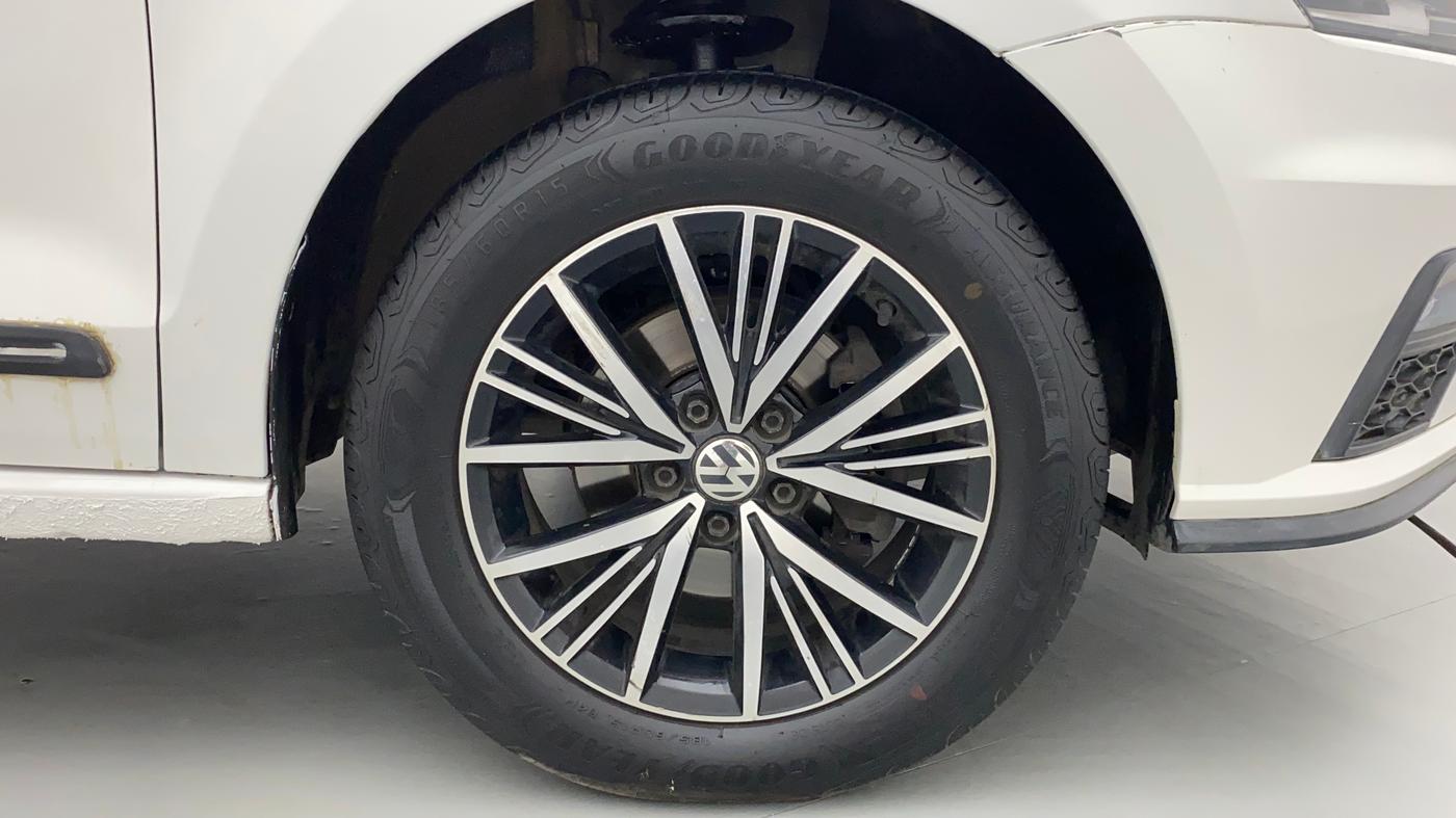 2020 Volkswagen Vento HIGHLINE 1.0L TSI AT, Petrol, Automatic, 47,623 km, Right Front Wheel