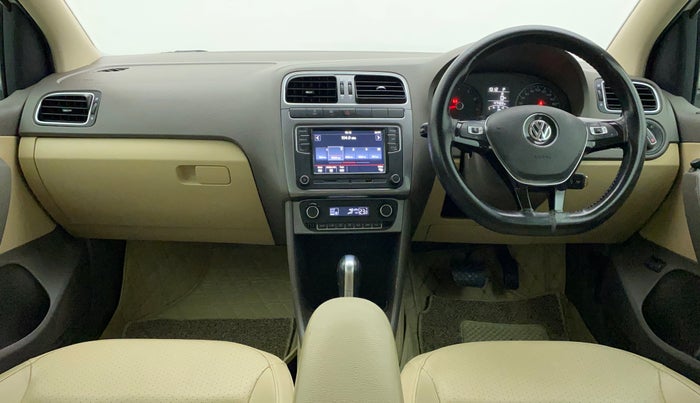 2020 Volkswagen Vento HIGHLINE 1.0L TSI AT, Petrol, Automatic, 47,623 km, Dashboard