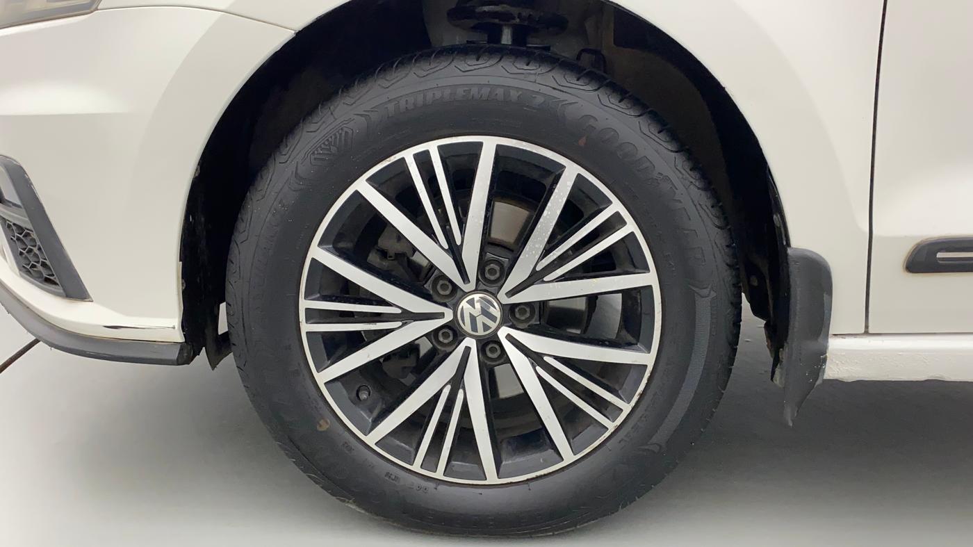 2020 Volkswagen Vento HIGHLINE 1.0L TSI AT, Petrol, Automatic, 47,623 km, Left Front Wheel