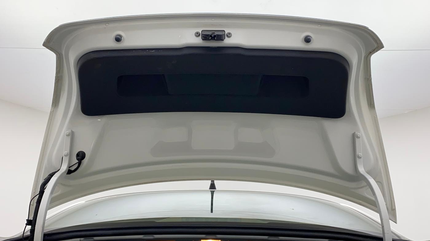 2020 Volkswagen Vento HIGHLINE 1.0L TSI AT, Petrol, Automatic, 47,623 km, Boot Door Open
