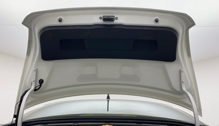 2020 Volkswagen Vento HIGHLINE 1.0L TSI AT, Petrol, Automatic, 47,623 km, Boot Door Open
