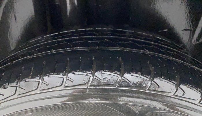 2020 Volkswagen Vento HIGHLINE 1.0L TSI AT, Petrol, Automatic, 47,623 km, Right Rear Tyre Tread