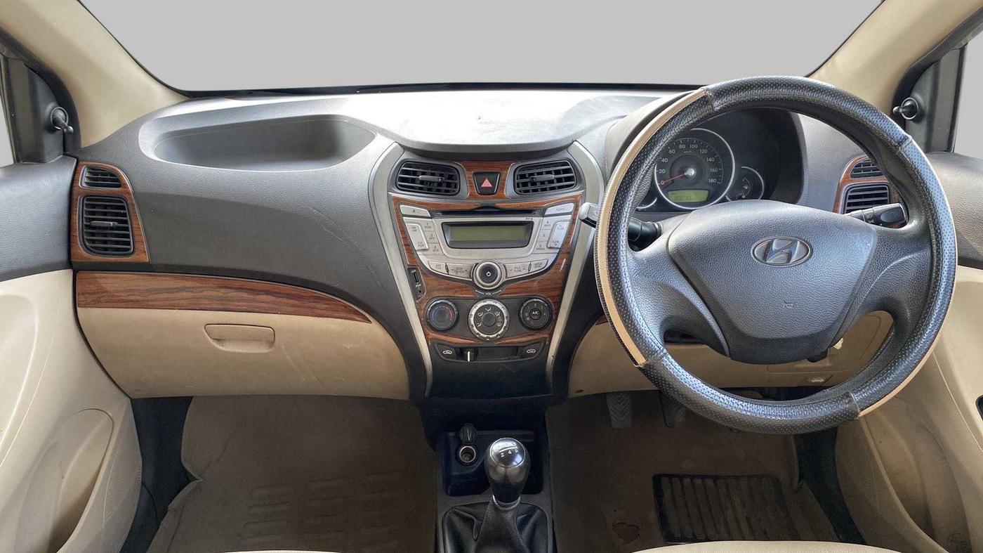 2013 Hyundai Eon MAGNA +, Petrol, Manual, 80,183 km, Dashboard