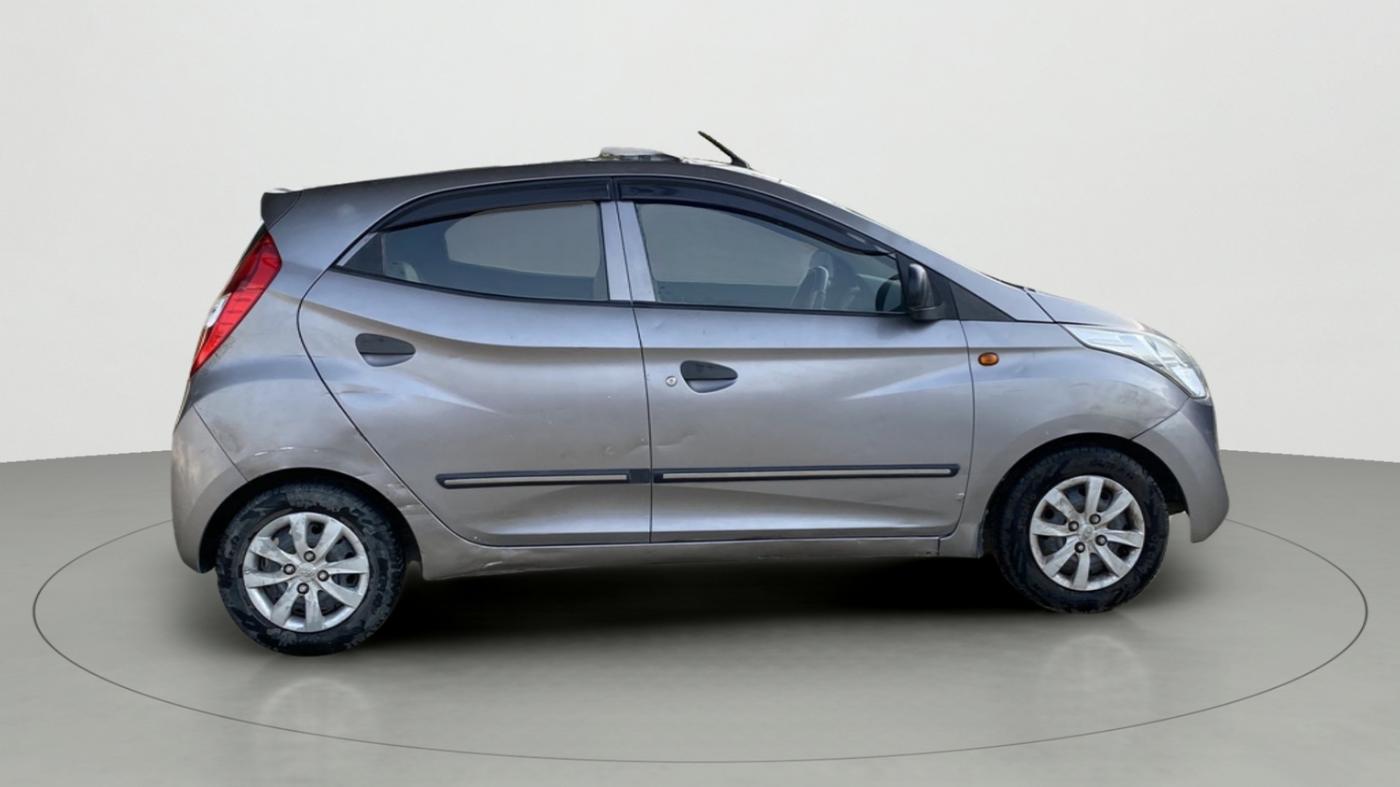 2013 Hyundai Eon MAGNA +, Petrol, Manual, 80,183 km, Right Side View