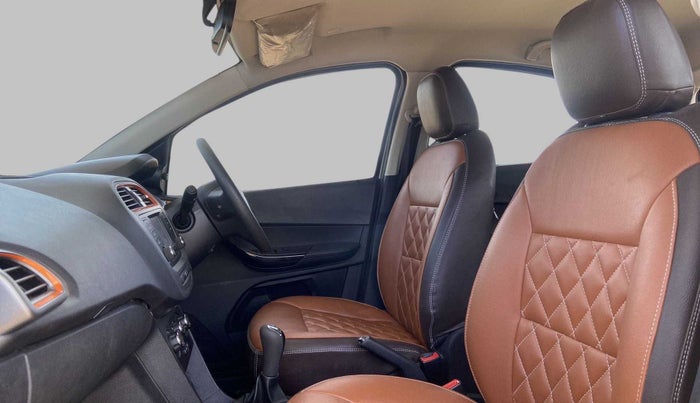 2019 Tata TIAGO NRG PETROL, Petrol, Manual, 26,255 km, Right Side Front Door Cabin