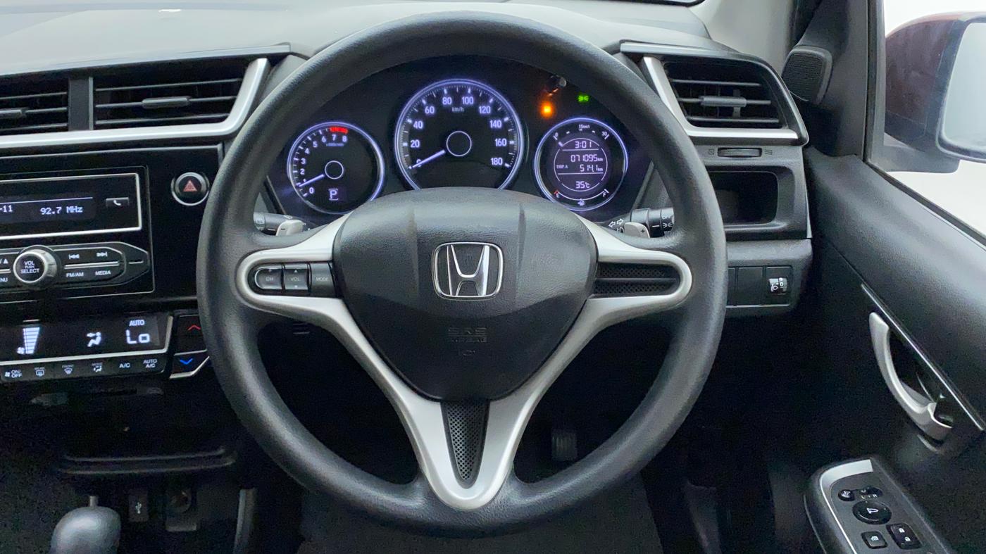2016 Honda BR-V 1.5L I-VTEC V CVT, Petrol, Automatic, 71,095 km, Steering Wheel Close Up