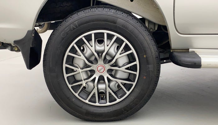 2022 Maruti Eeco 5 STR AC CNG (O), CNG, Manual, 9,082 km, Right Rear Wheel