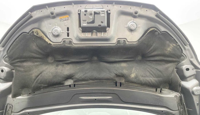 2017 Ford Ecosport TITANIUM 1.5L PETROL AT, Petrol, Automatic, 85,126 km, Bonnet (hood) - Insulation cover has minor damage