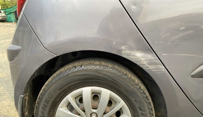 2016 Hyundai i10 SPORTZ 1.1, Petrol, Manual, 59,080 km, Right quarter panel - Slightly dented