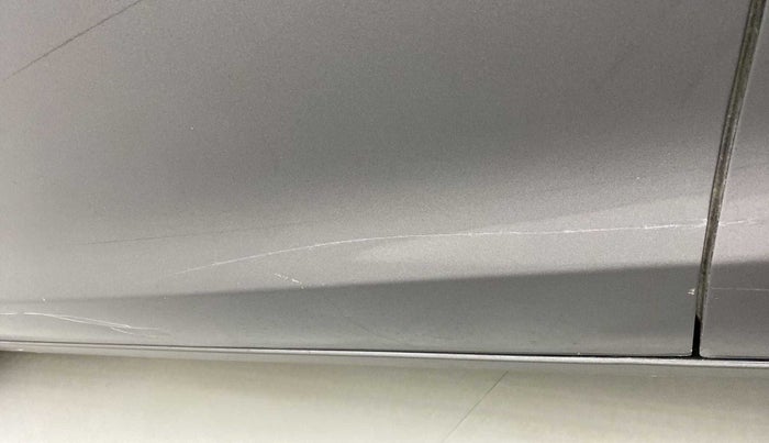 2017 Maruti Baleno ZETA PETROL 1.2, Petrol, Manual, 81,024 km, Front passenger door - Slightly dented