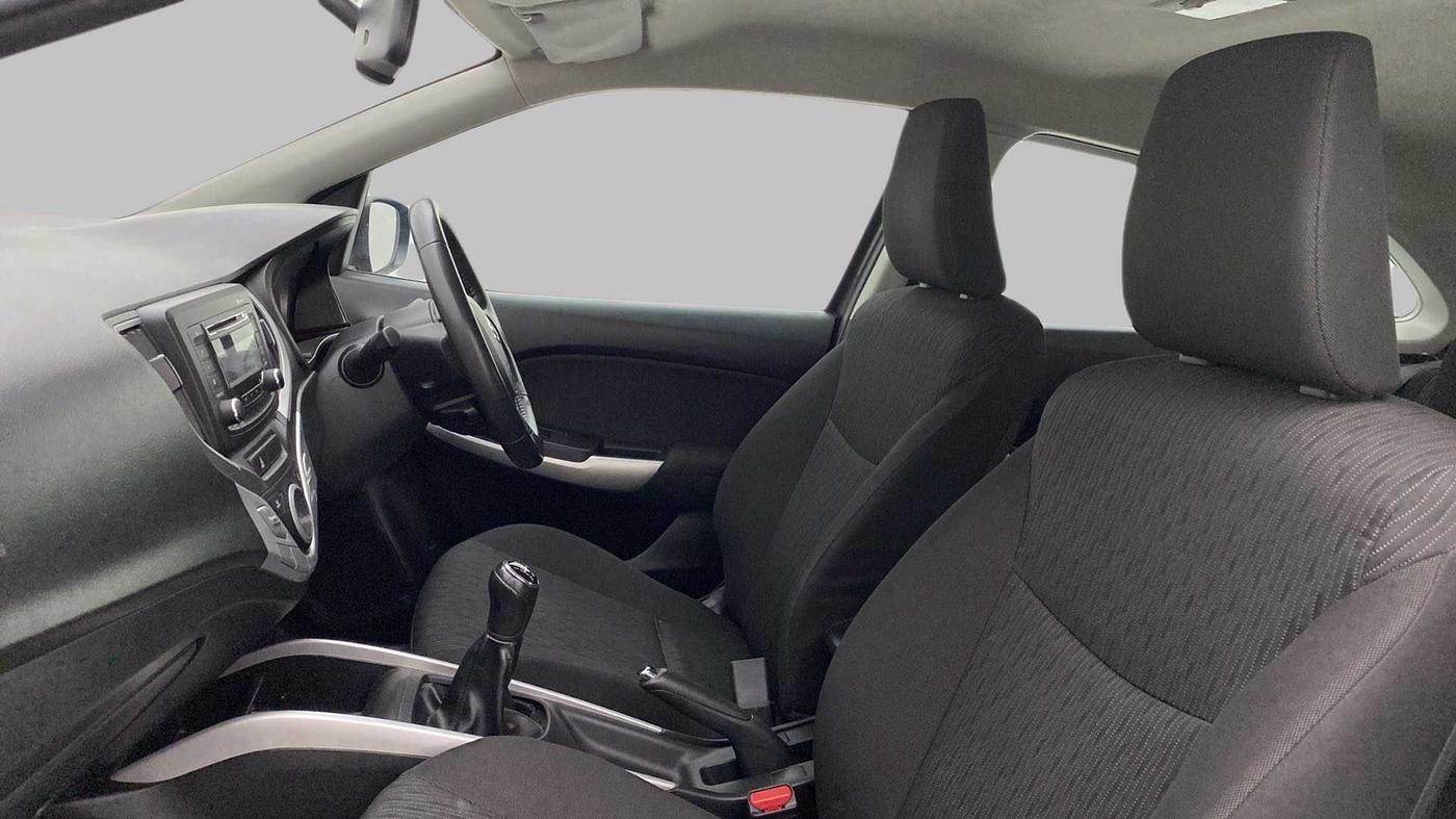 2017 Maruti Baleno ZETA PETROL 1.2, Petrol, Manual, 81,024 km, Right Side Front Door Cabin