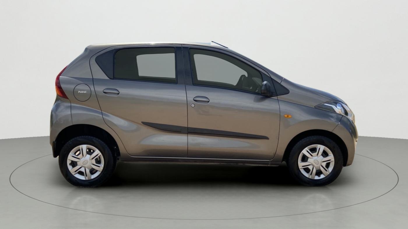 2017 Datsun Redi Go S, Petrol, Manual, 28,614 km, Right Side View