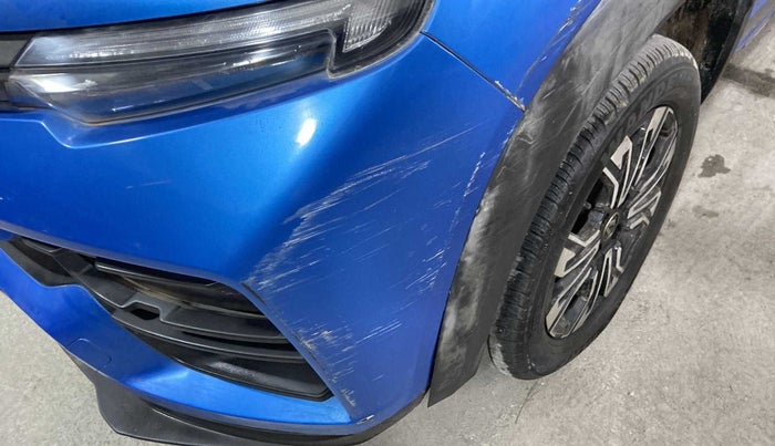 2021 Renault Kiger RXZ TURBO MT DUAL TONE, Petrol, Manual, 7,327 km, Front bumper - Minor scratches