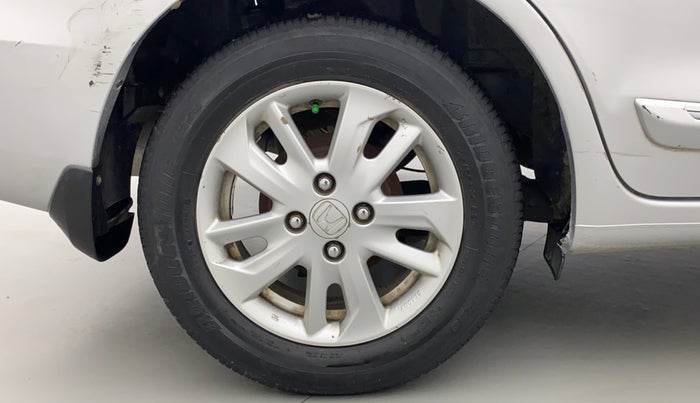 2015 Honda Amaze 1.5L I-DTEC SX, Diesel, Manual, 1,02,109 km, Right Rear Wheel
