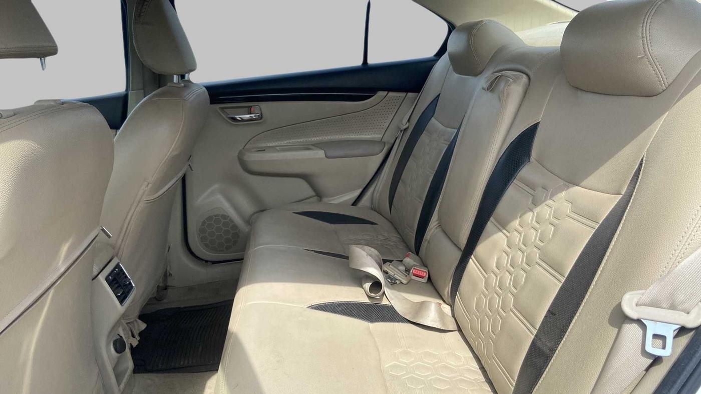 2015 Maruti Ciaz ZXI AT, Petrol, Automatic, 1,11,035 km, Right Side Rear Door Cabin