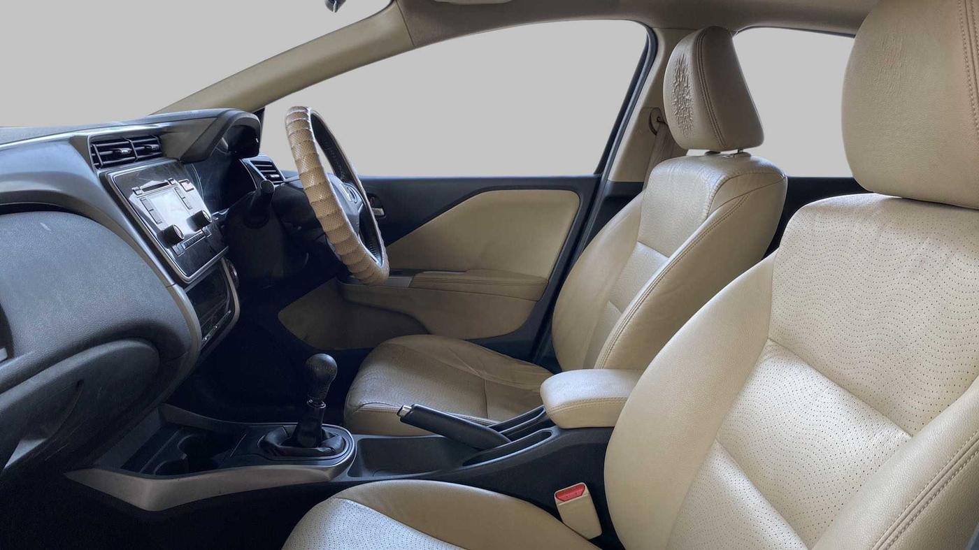 2015 Honda City 1.5L I-DTEC VX, Diesel, Manual, 48,747 km, Right Side Front Door Cabin