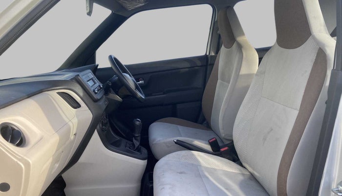 2020 Maruti New Wagon-R VXI 1.0, Petrol, Manual, 42,154 km, Right Side Front Door Cabin