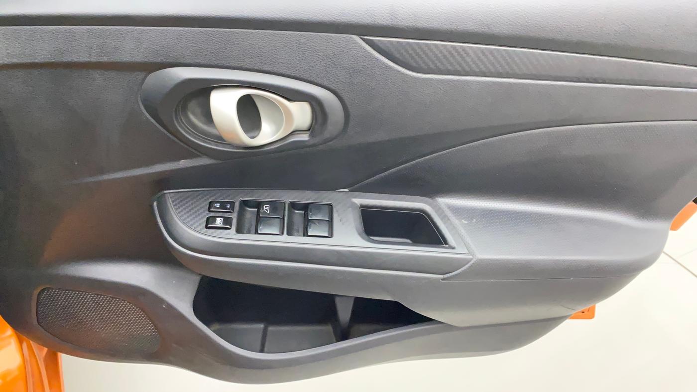 2019 Datsun Go T(O), Petrol, Manual, 46,116 km, Driver Side Door Panels Control