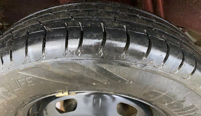 2017 Datsun Redi Go T (O), Petrol, Manual, 23,380 km, Right Rear Tyre Tread