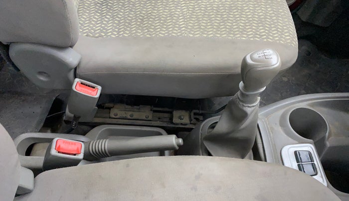 2017 Datsun Redi Go T (O), Petrol, Manual, 23,380 km, Gear Lever