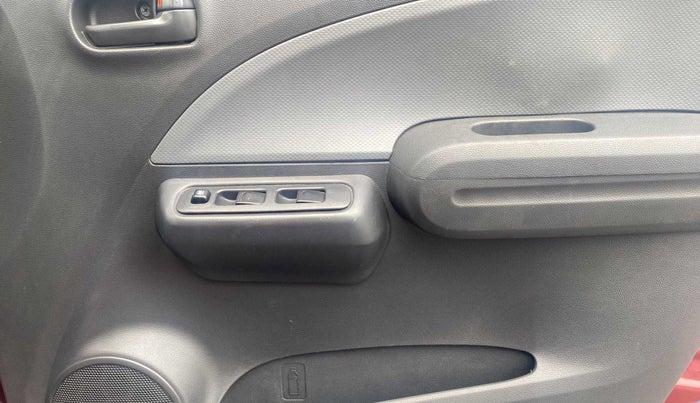 2012 Maruti Ritz LXI, Petrol, Manual, 89,296 km, Driver Side Door Panels Control