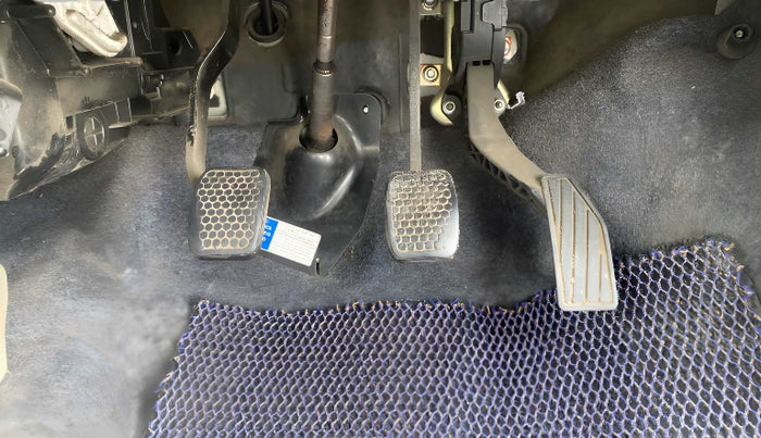 2015 Maruti Alto K10 VXI, Petrol, Manual, 1,04,029 km, Pedals
