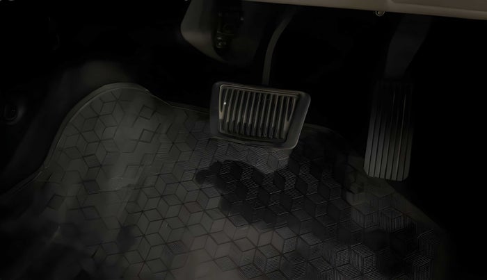 2018 Hyundai Verna 1.6 VTVT SX + AT, Petrol, Automatic, 63,498 km, Pedals